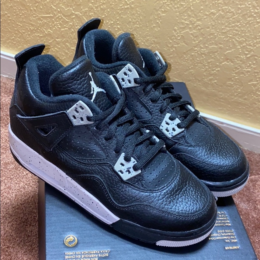 Brand New Air Jordan 4 Retro - Oreo